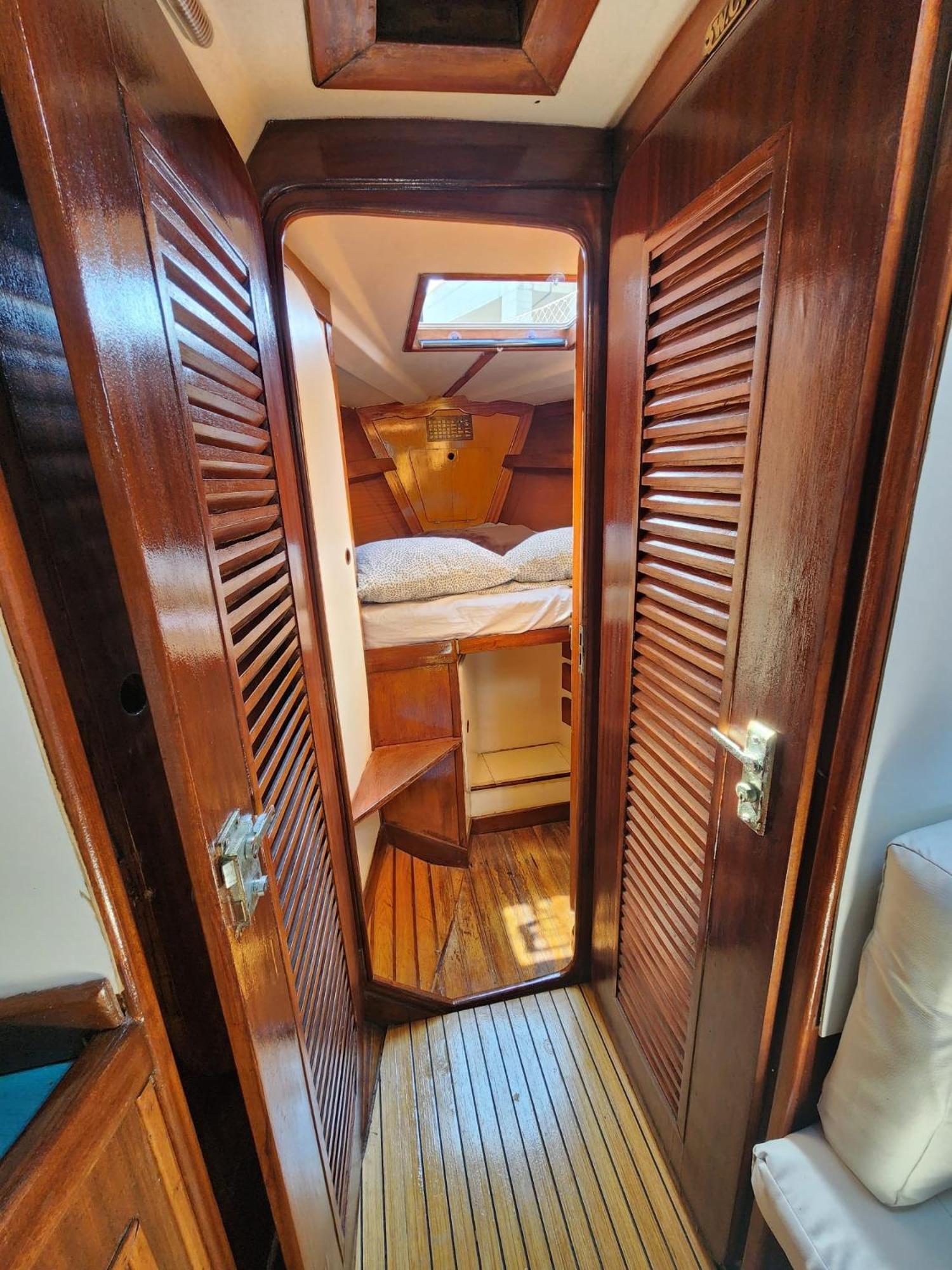 Sailboat Home Барселона Екстериор снимка